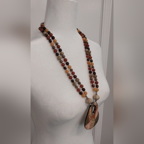 Vintage Stone and Wood Beaded Necklace Geometric Inlay Pendant Neutral Colors - Picture 5 of 16
